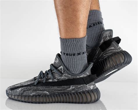 si può acquistare le yeezy su adidas|adidas uk official site yeezy.